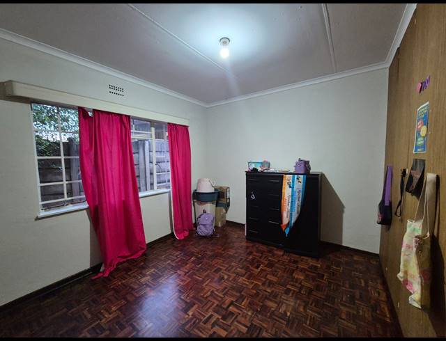 3 BEDROOM HOUSE FOR SALE IN ROODIA